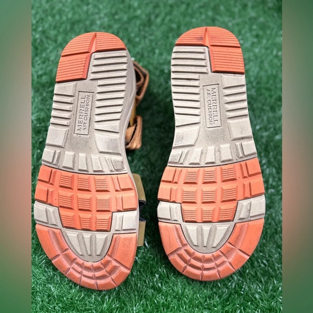 Merrell Tan Sandals Comfortable Summer Footwear‎ Women’s Size 10